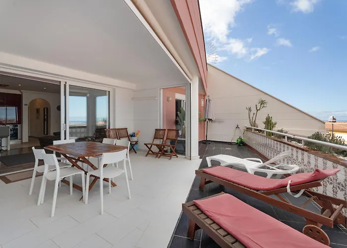 3 Bedrooms Heated Pool *