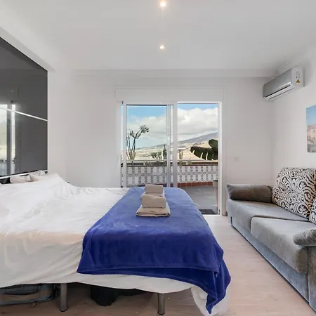 公寓 3 Bedrooms Heated Pool 阿德耶