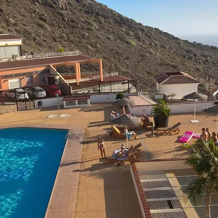 3 Bedrooms Heated Pool