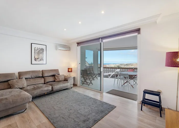 Appartement 3 Bedrooms Heated Pool