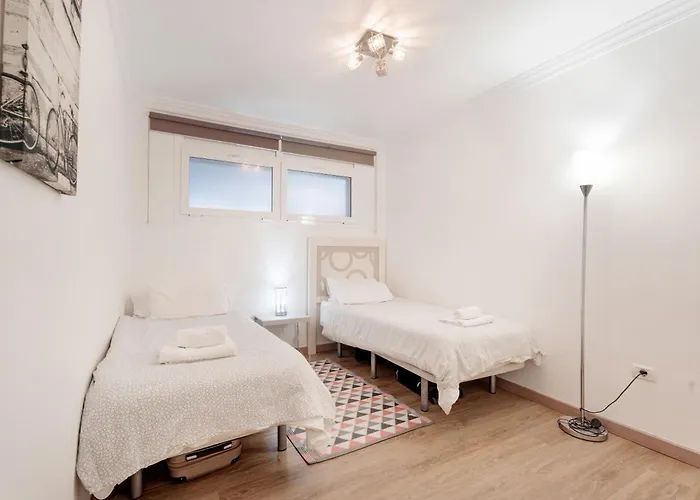 Apartment 3 Bedrooms Heated Pool